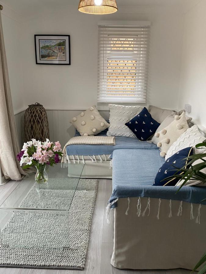 Leeward Lodge Totland Extérieur photo